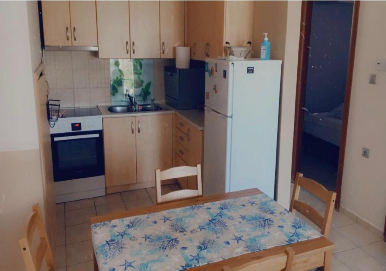 Blue Appartment Nea Iraklitsa Buitenkant foto